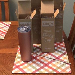 NWOT 4 skinny metal tumblers with lid and straw